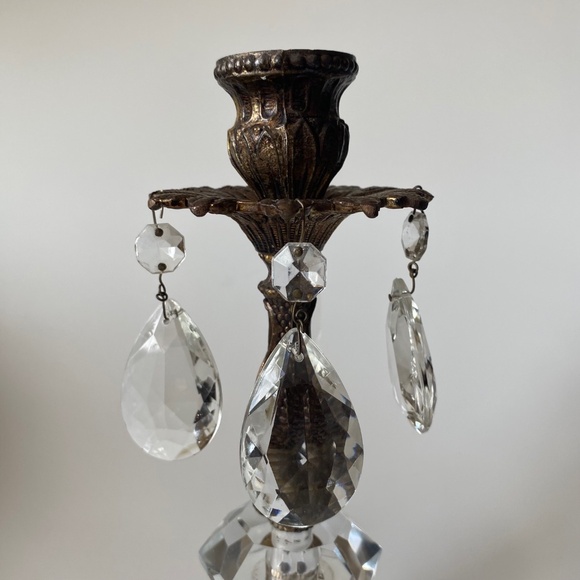 Vintage HOLLYWOOD REGENCY CANDLEHOLDER Brass and Crystal Teardrops Made in Spain - Picture 5 of 9